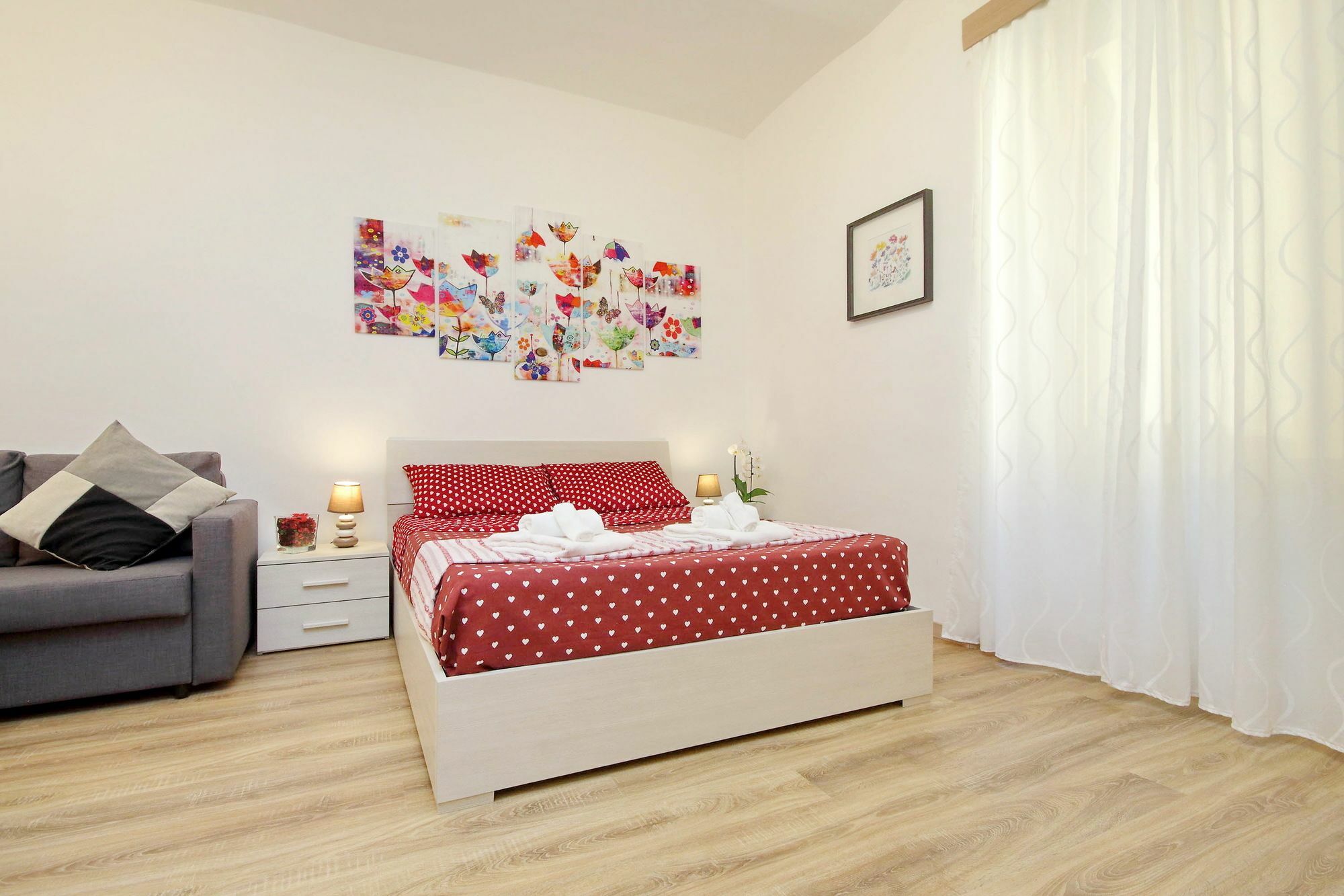 Holiday Rental San Lorenzo District Рим Экстерьер фото